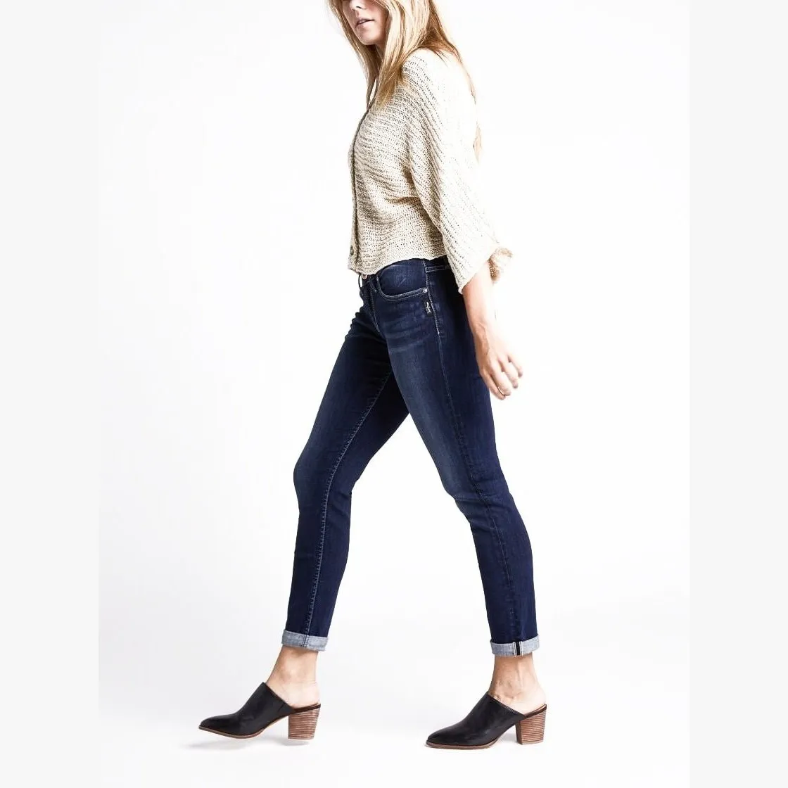 Silver Jeans Women’s Mid Rise Boyfriend Fit Slim