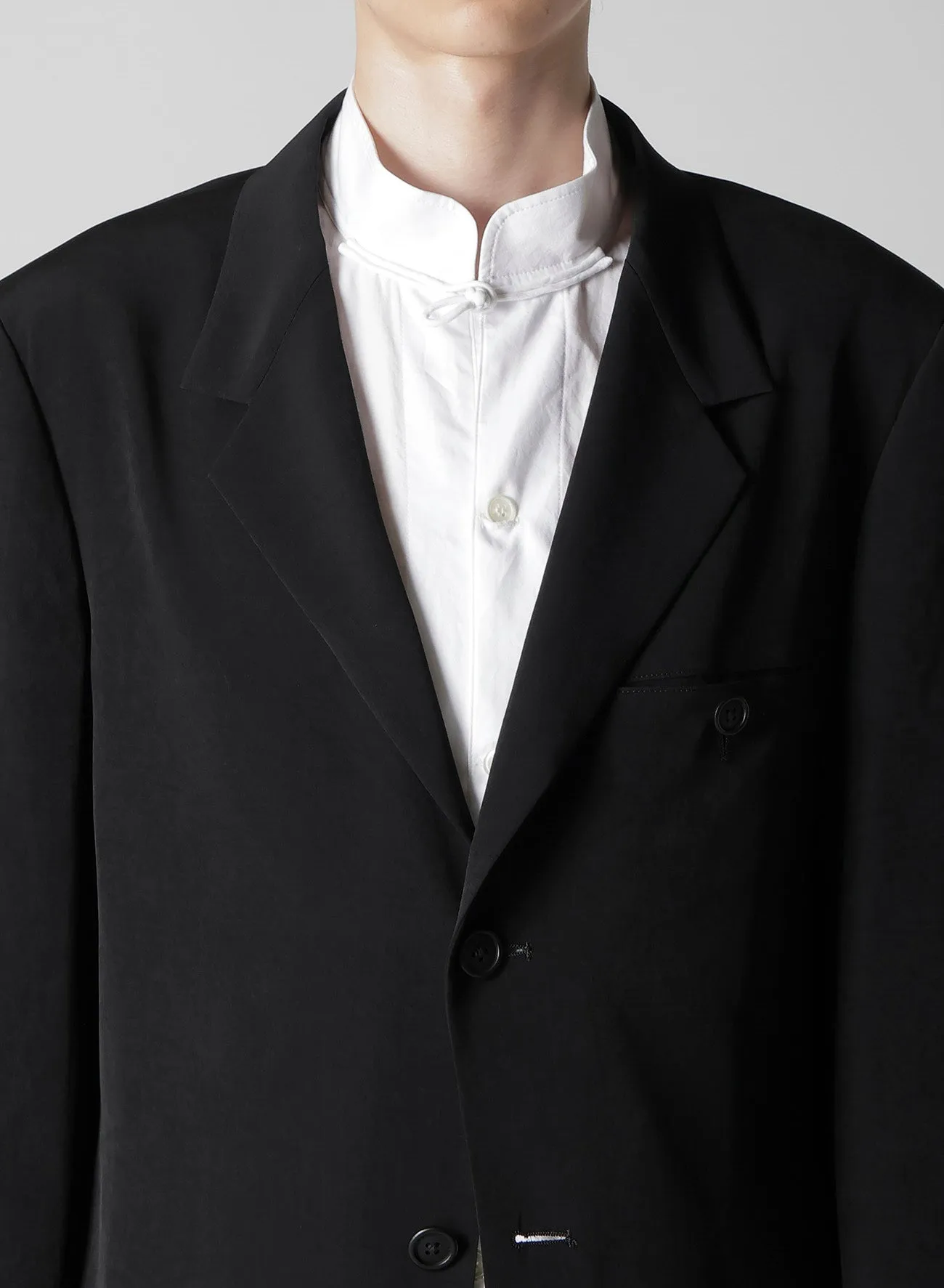 TA TUXEDO PARALLEL PANELED JACKET