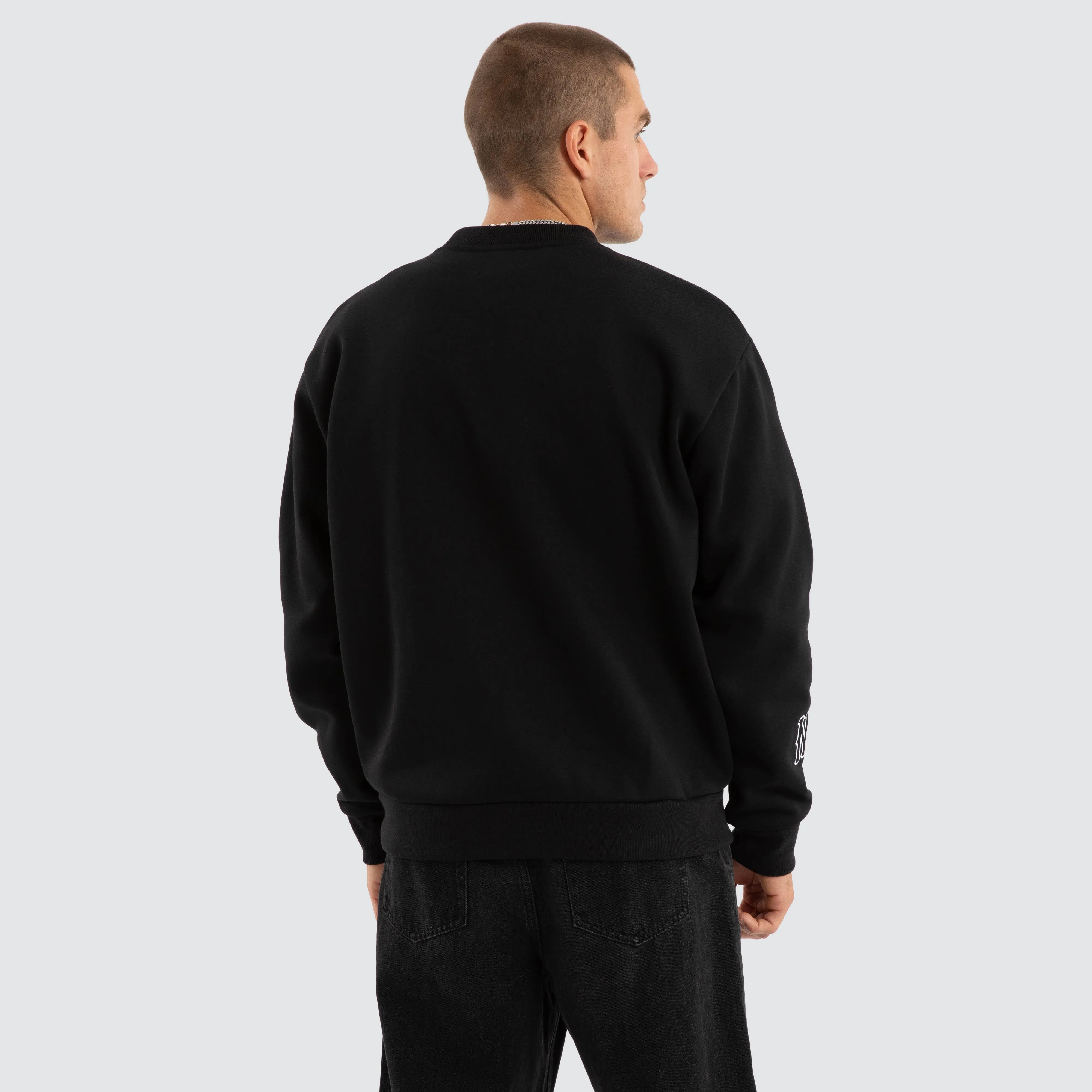 Warrior Relaxed Jumper Jet Black